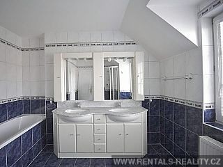 Pic 16